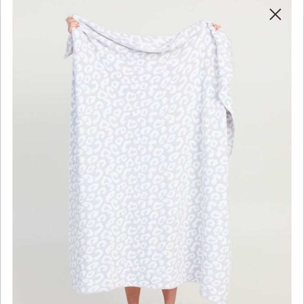 Grey Leopard Dreamy Blanket